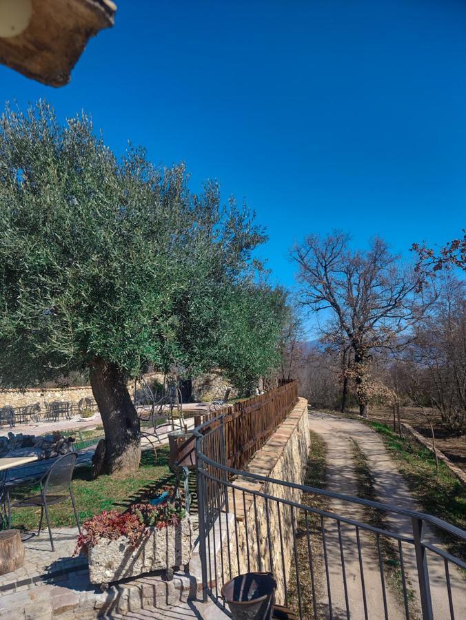 Agriturismo Le Faeta アルピーノ エクステリア 写真