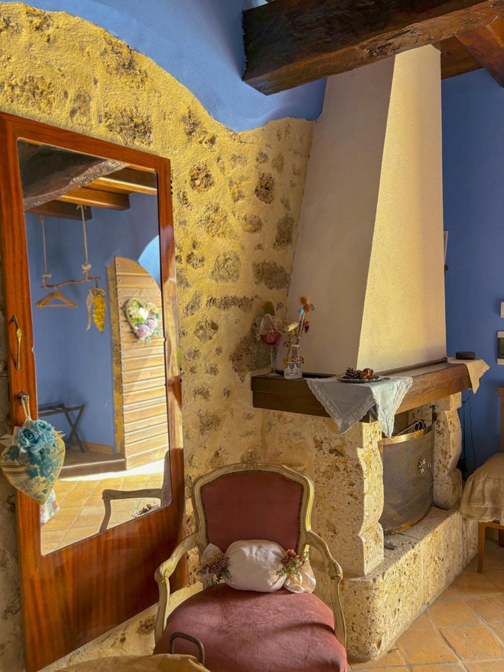 Agriturismo Le Faeta アルピーノ エクステリア 写真