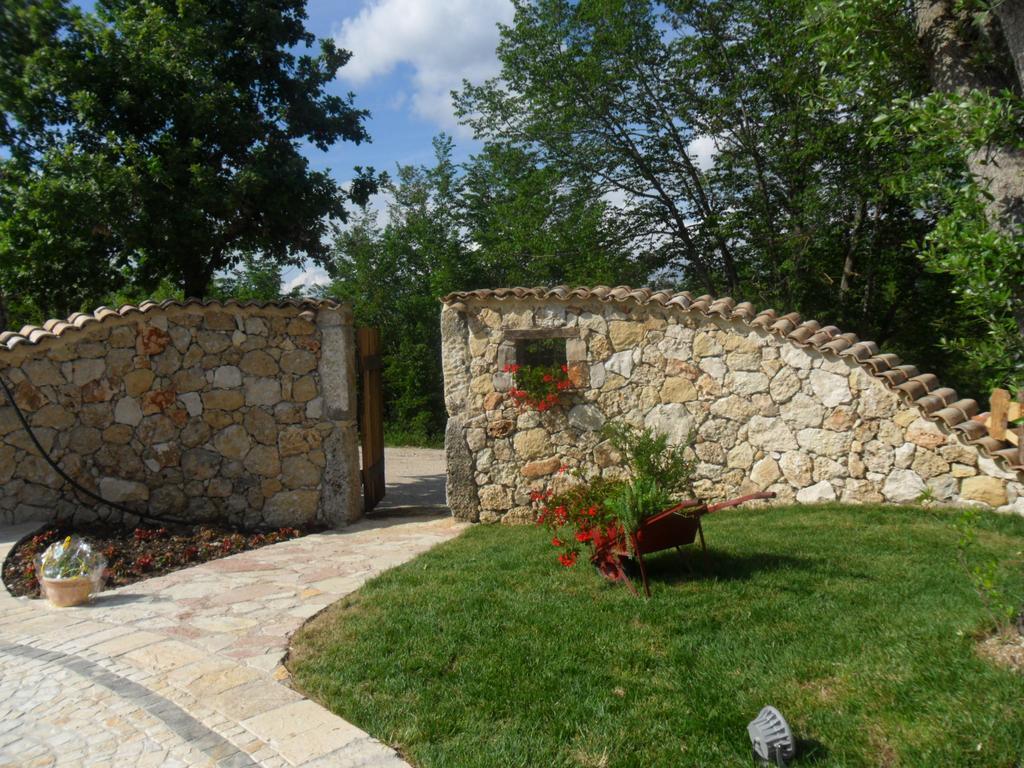 Agriturismo Le Faeta アルピーノ エクステリア 写真