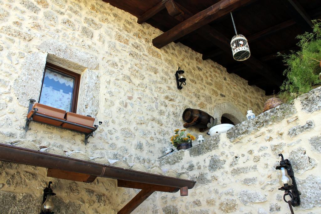 Agriturismo Le Faeta アルピーノ エクステリア 写真