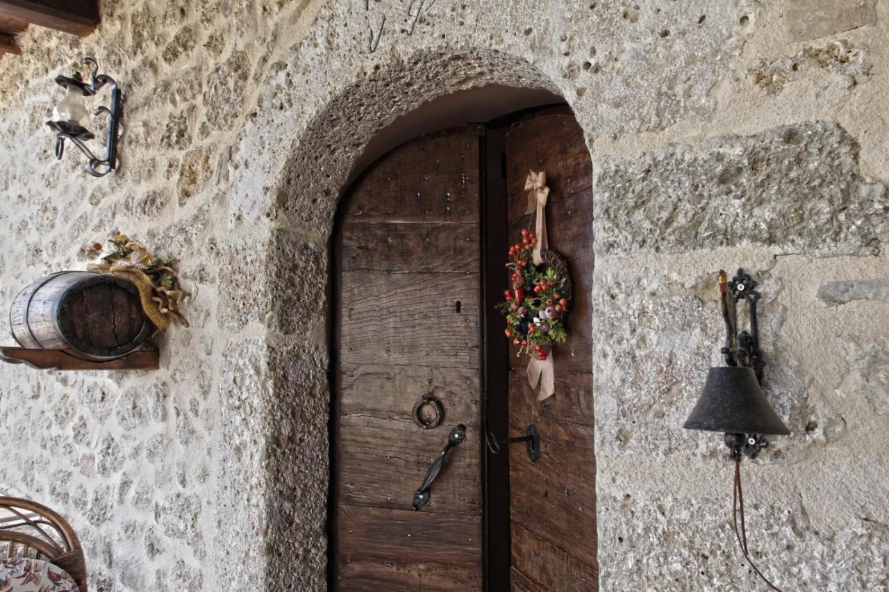 Agriturismo Le Faeta アルピーノ エクステリア 写真
