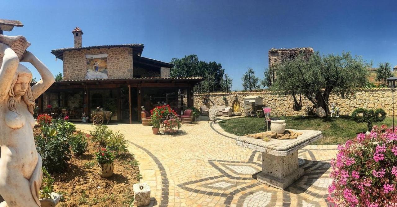 Agriturismo Le Faeta アルピーノ エクステリア 写真